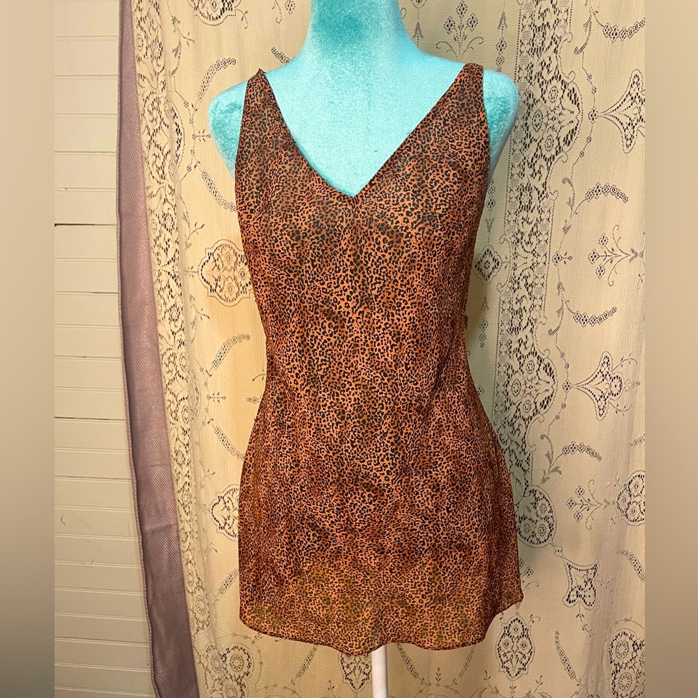 Victoria’s secret: animal print slip